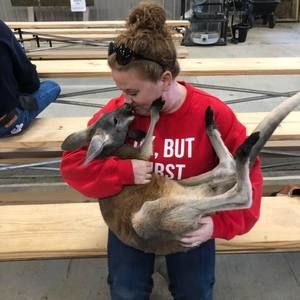 Meet your Posher, Candace